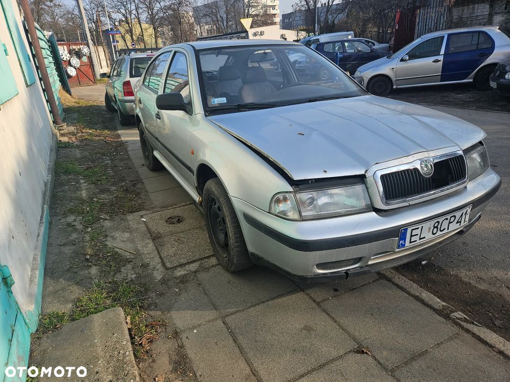 Octavia fl 1.9 TDI 96 kW srebrna na części - 6
