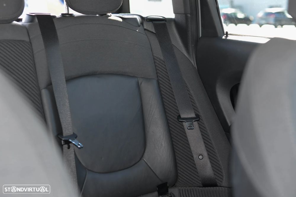 MINI Clubman One D Auto - 17