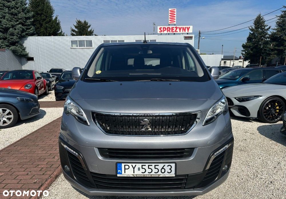 Peugeot Traveller - 2