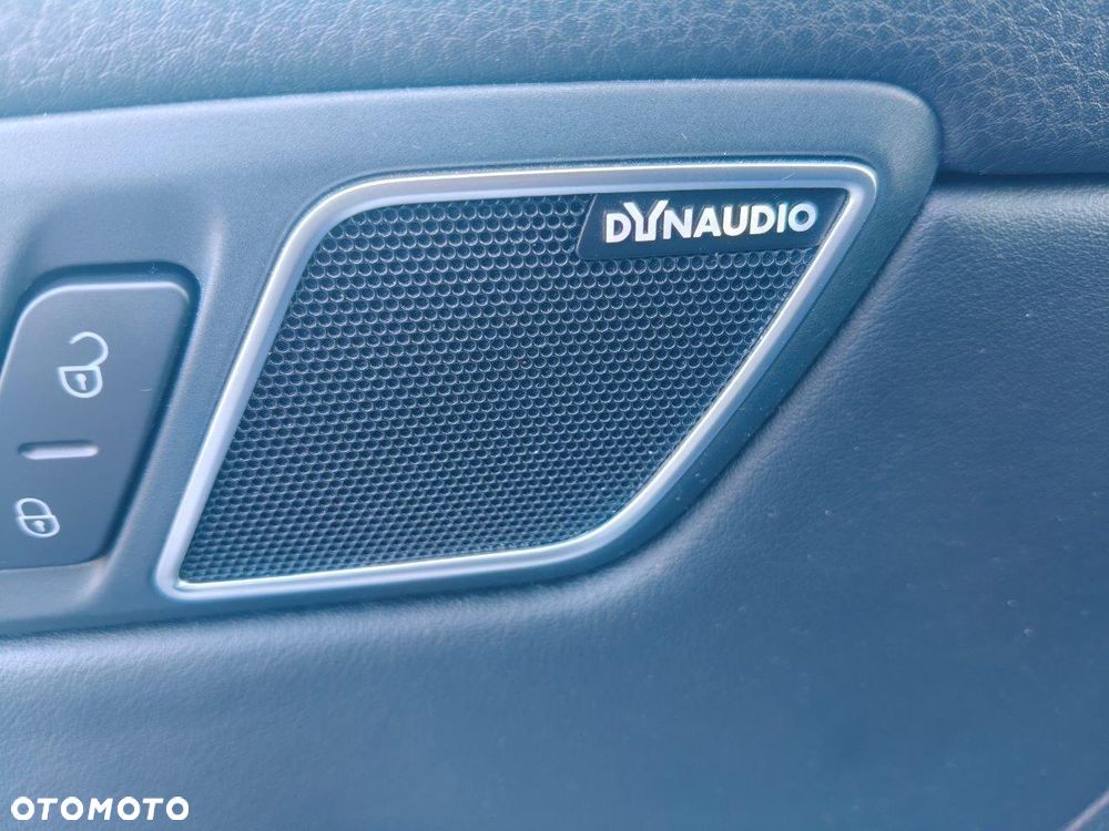 Volkswagen Sharan 2.0 TDI (BlueMotion Technology) Highline - 26