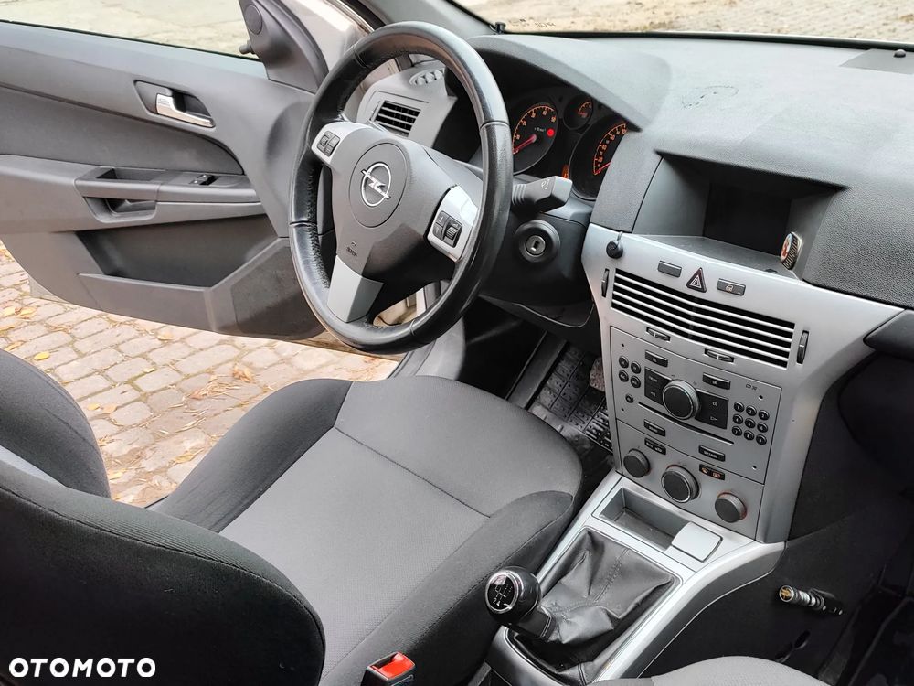 Opel Astra 1.4 - 10