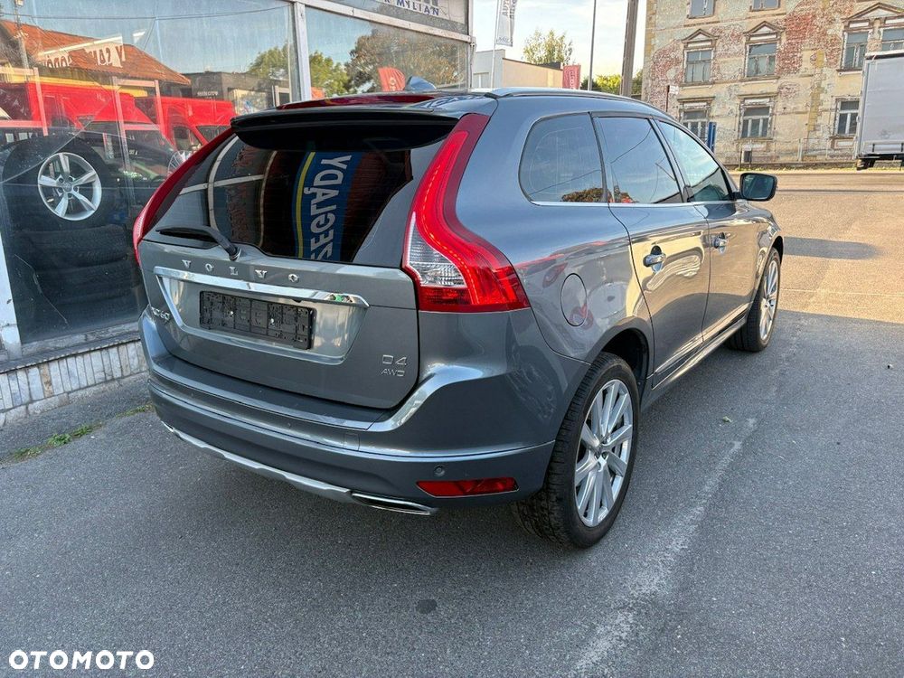 Volvo XC 60 D4 AWD Geartronic Momentum - 3