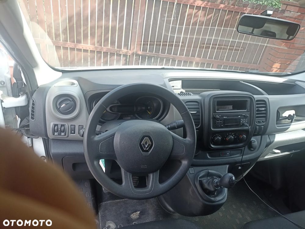 Renault Traffic 3 - 9