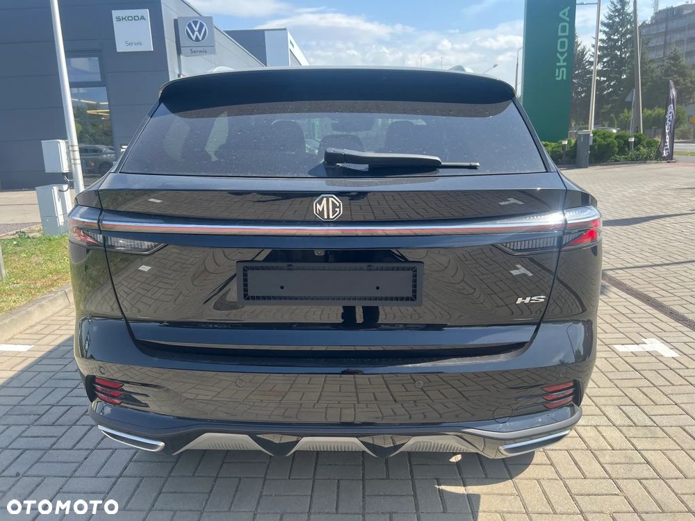 MG HS 1.5 T-GDI Exclusive DCT - 8