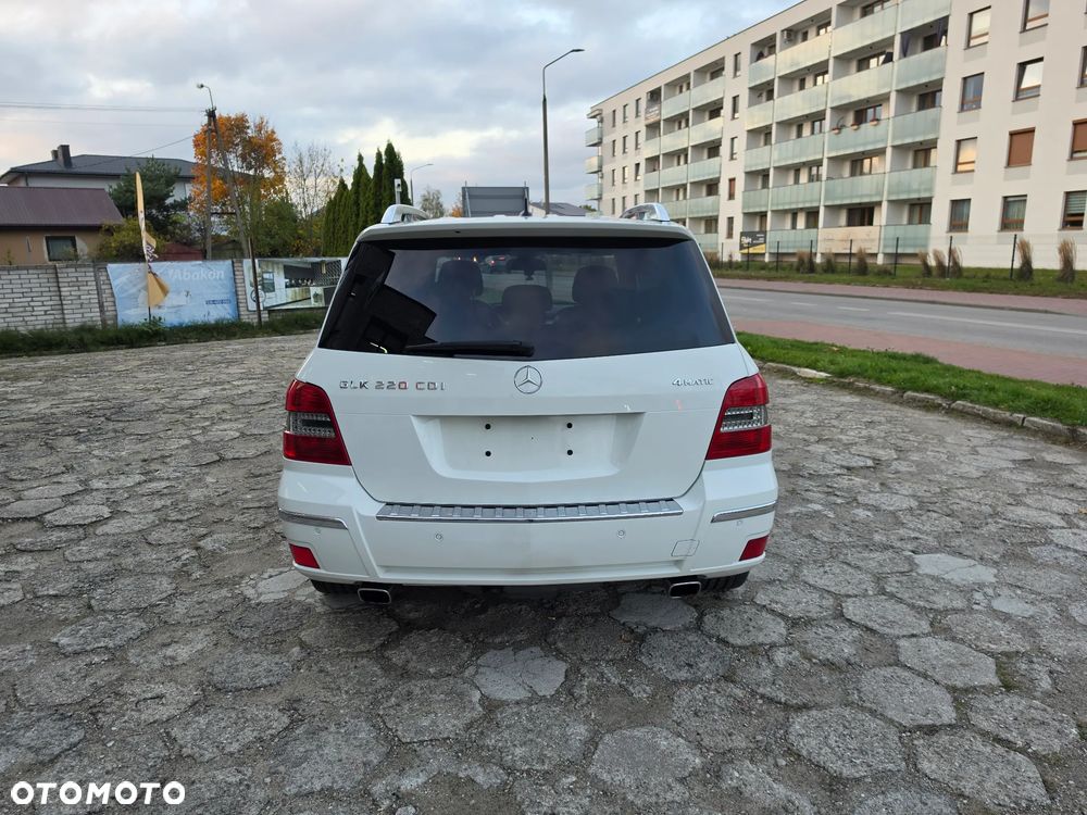 Mercedes-Benz GLK 220 CDI DPF 4Matic BlueEFFICIENCY 7G-TRONIC - 7