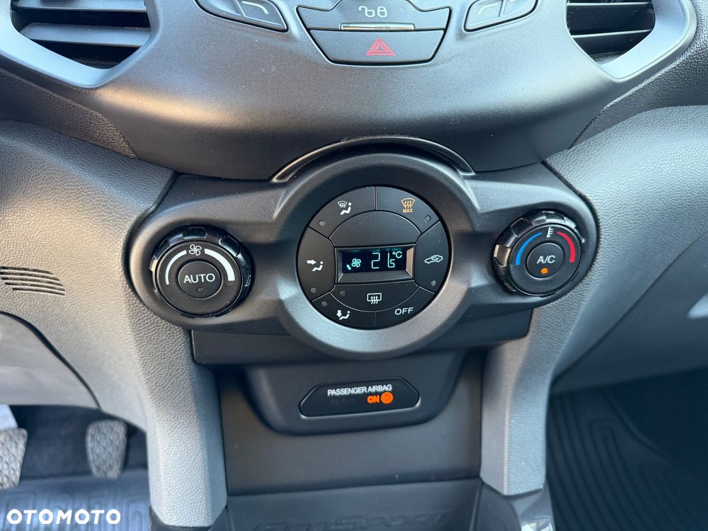 Ford EcoSport 1.5 Ti-VCT TITANIUM - 20
