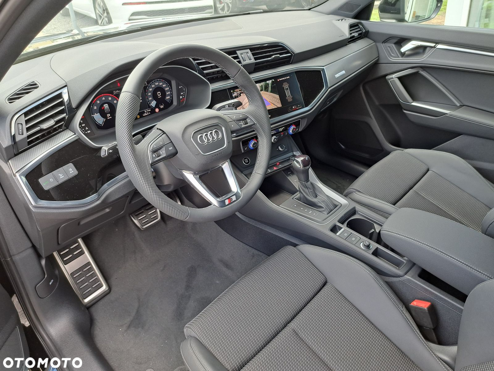 Audi Q3 Sportback - 8