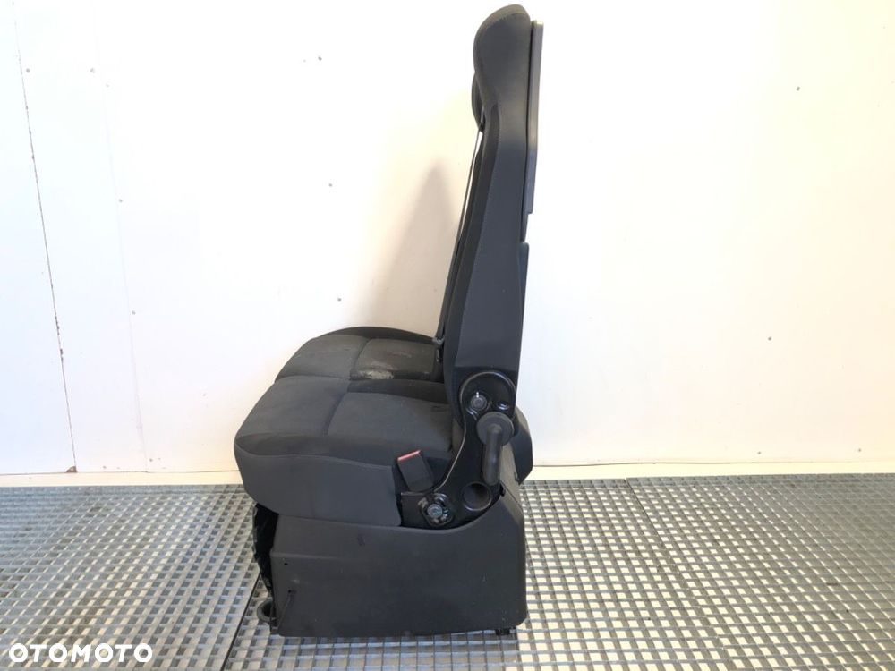 FOTEL PRAWY PRZÓD  RENAULT MASTER III Platforma / podwozie (EV, HV, UV) 2010 - 2022 2.3 dCi 170 FWD - 7