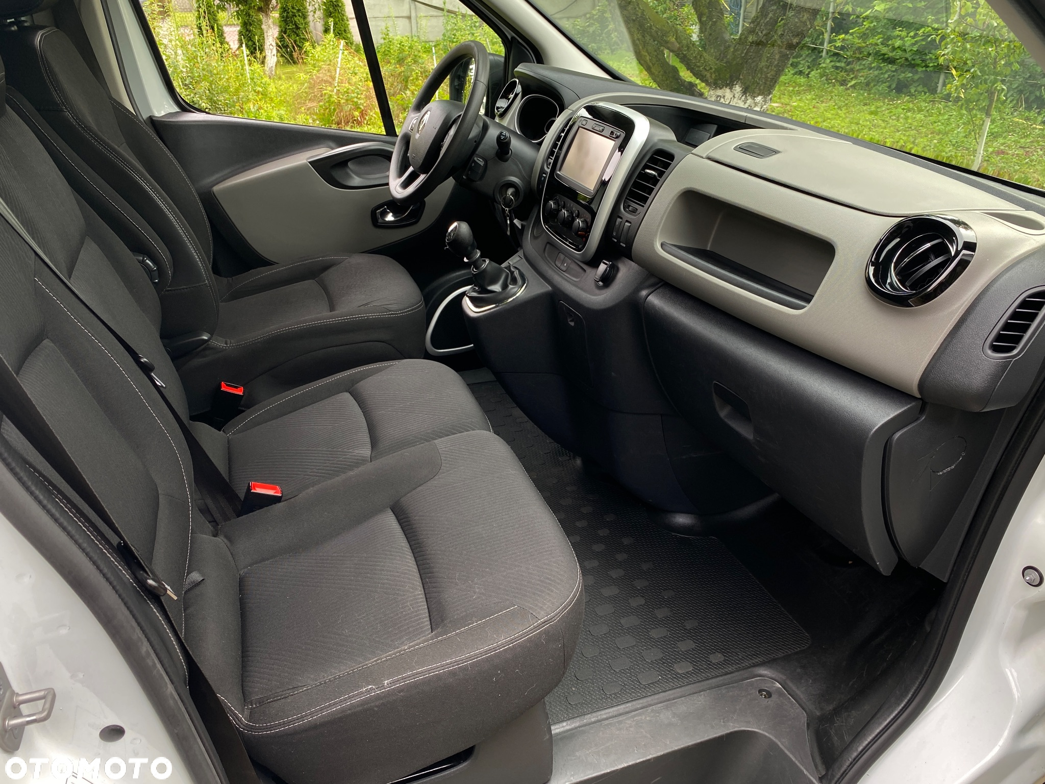 Renault Trafic - 8