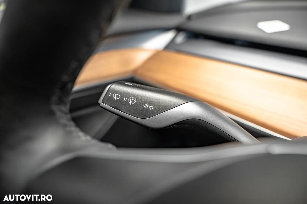 Tesla Model 3 Langstreckenbatterie Allradantrieb Dual Motor - 14