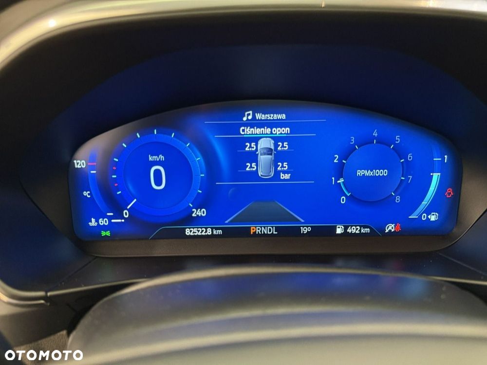 Ford Focus 1.0 EcoBoost Hybrid TITANIUM X - 16