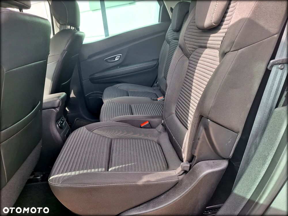 Renault Scenic 1.7 Blue dCi Intens EDC - 9