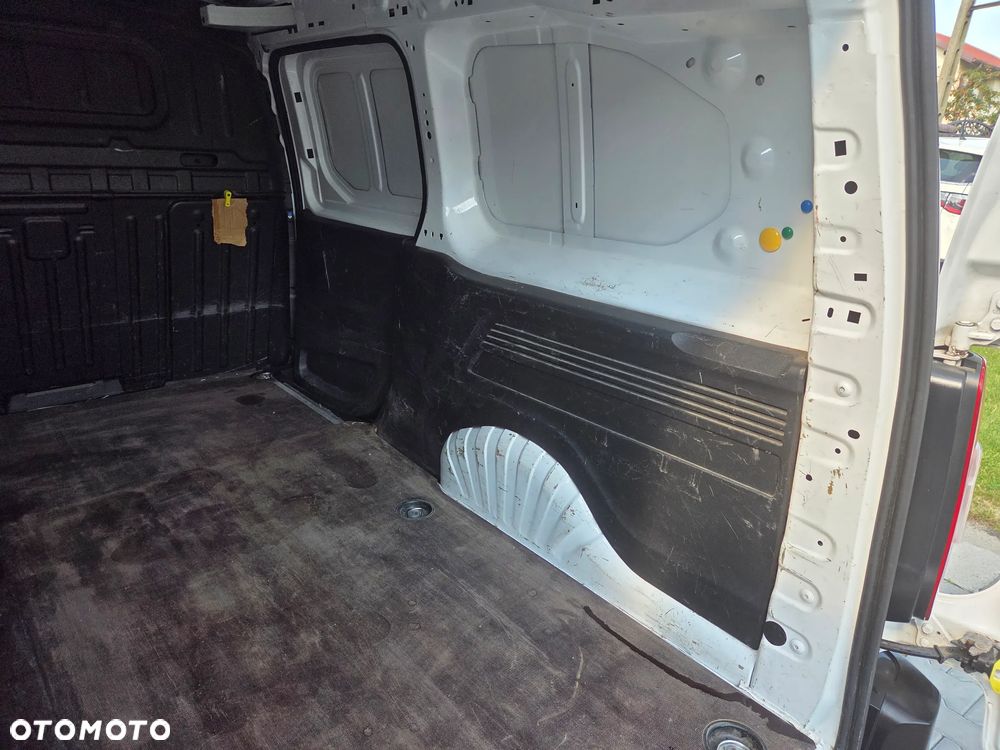 Opel COMBO - 12