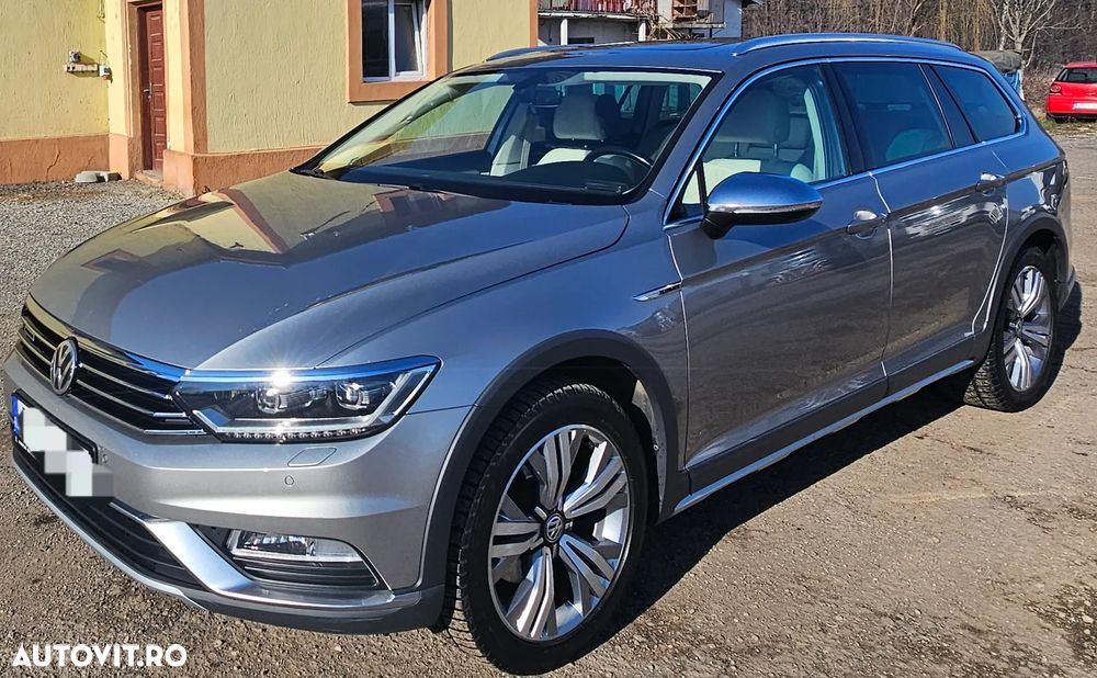 Volkswagen Passat Alltrack - 1