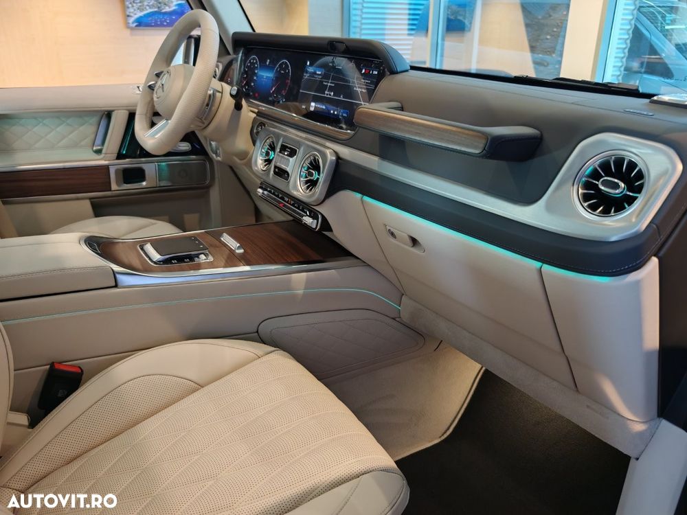 Mercedes-Benz G 450 d MHEV - 17