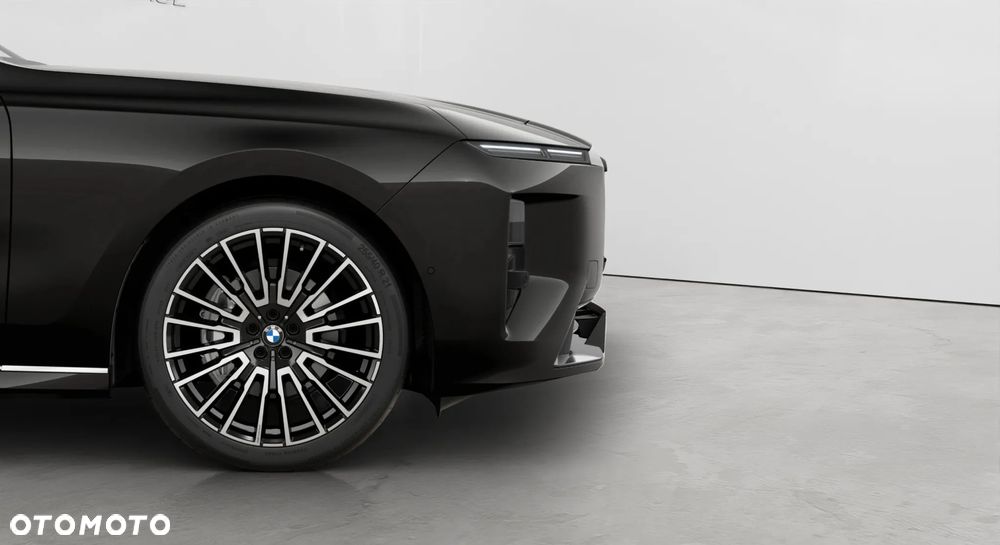 BMW Seria 7 - 17
