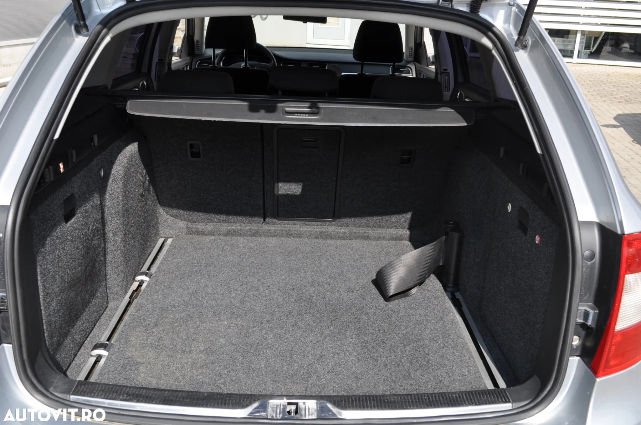 Skoda Superb Combi 2.0 TDI Comfort - 14