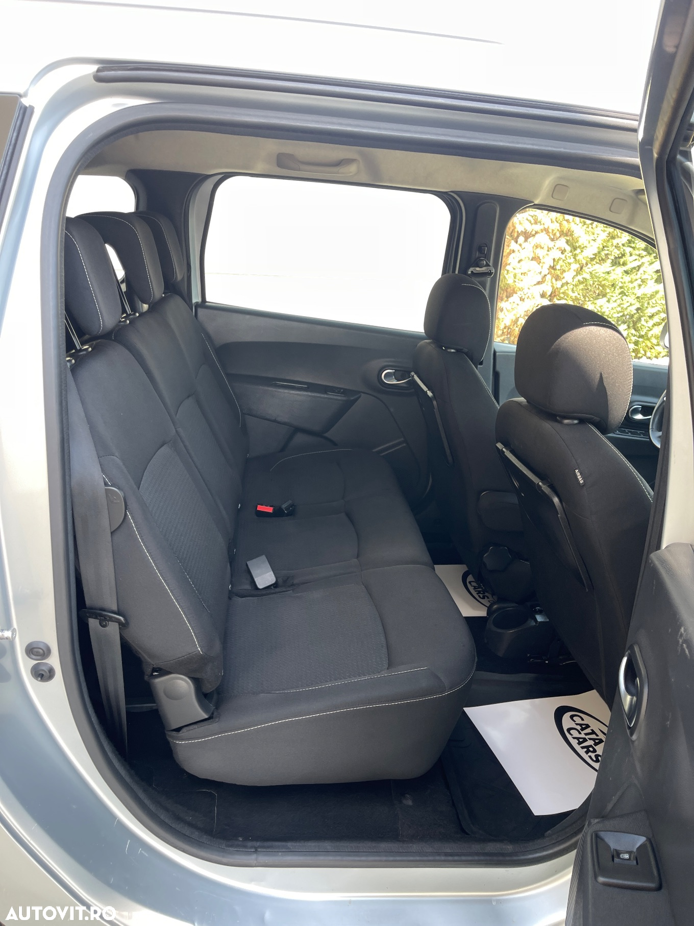 Dacia Lodgy - 24