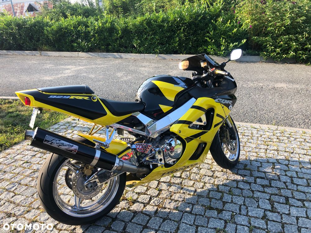 Honda CBR - 1