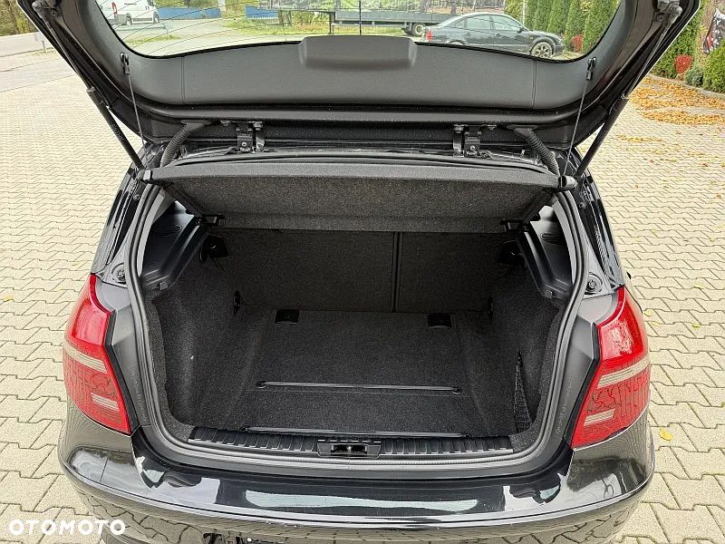 BMW Seria 1 120d DPF Edition Sport - 10