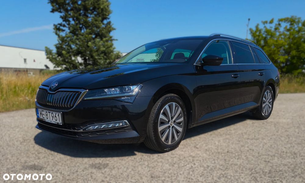 Skoda Superb 2.0 TDI SCR Style DSG - 4