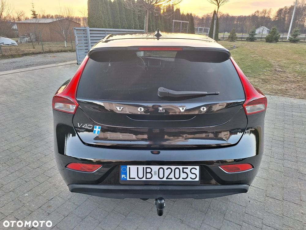 Volvo V40 D2 - 9