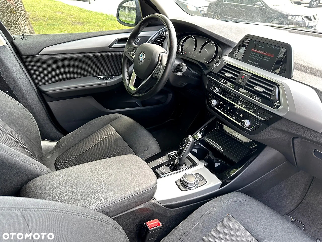 BMW X3 xDrive20i - 16