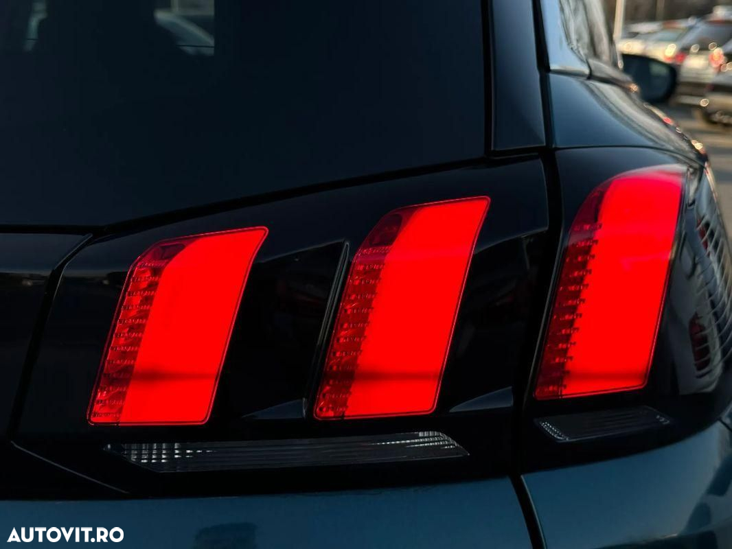 Peugeot 5008 - 21