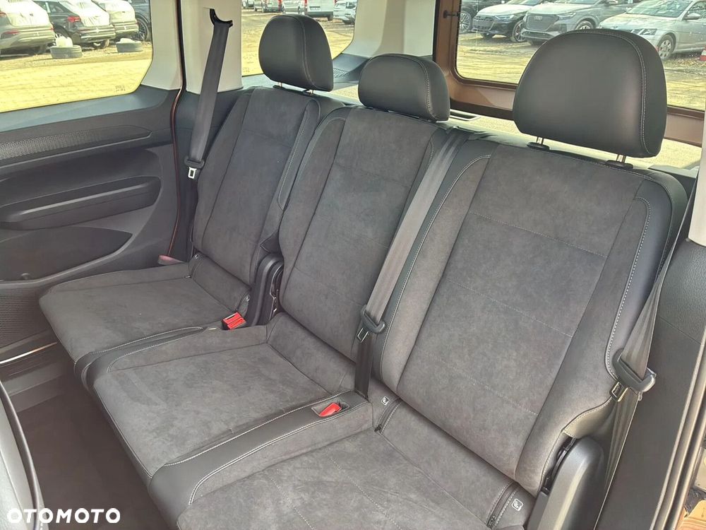 Volkswagen Caddy 2.0 TDI PanAmericana DSG - 18