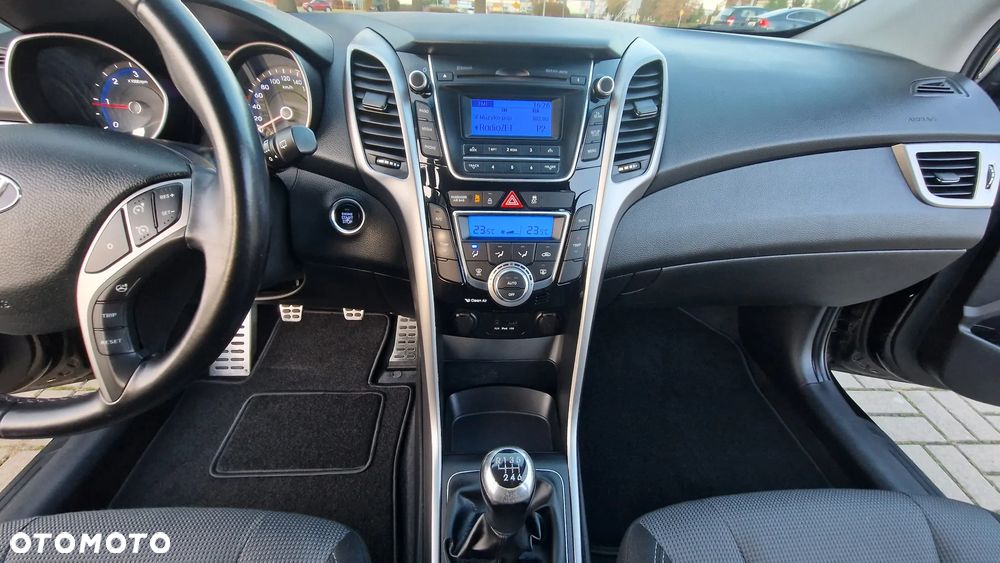 Hyundai i30 1.6 CRDi Comfort - 16