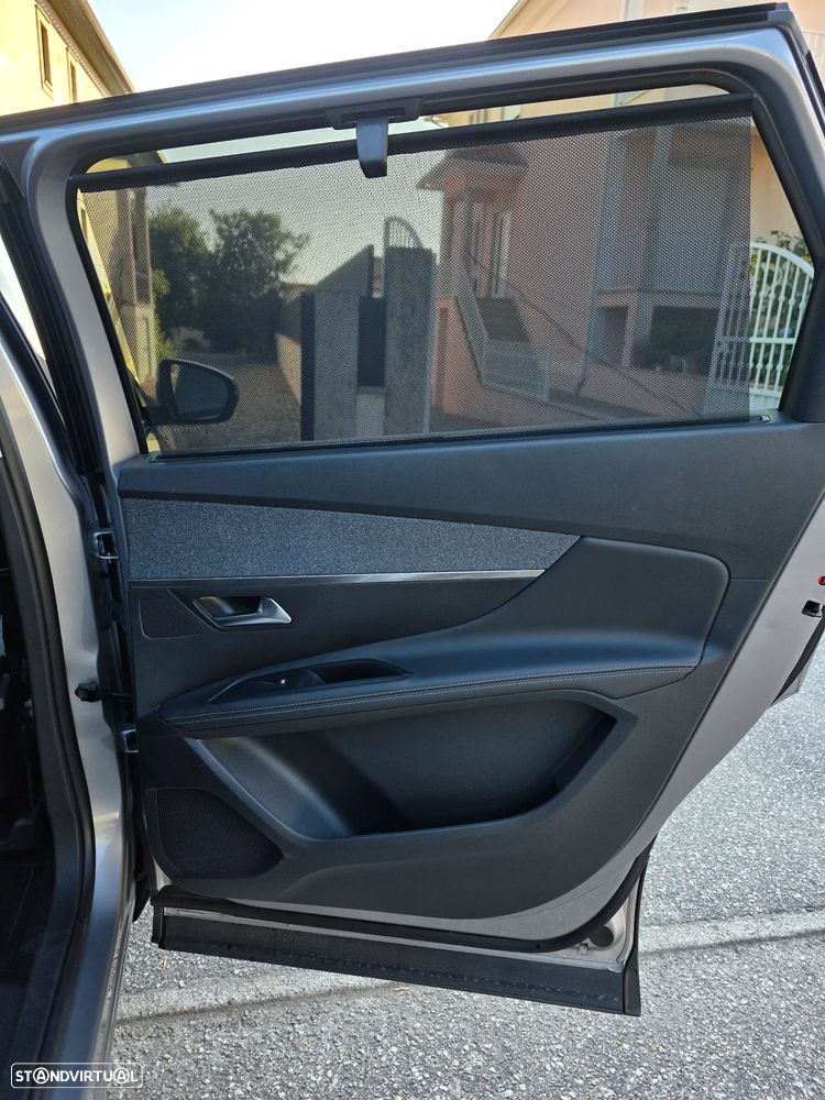 Peugeot 5008 BlueHDI 130 EAT8 Allure Pack - 17