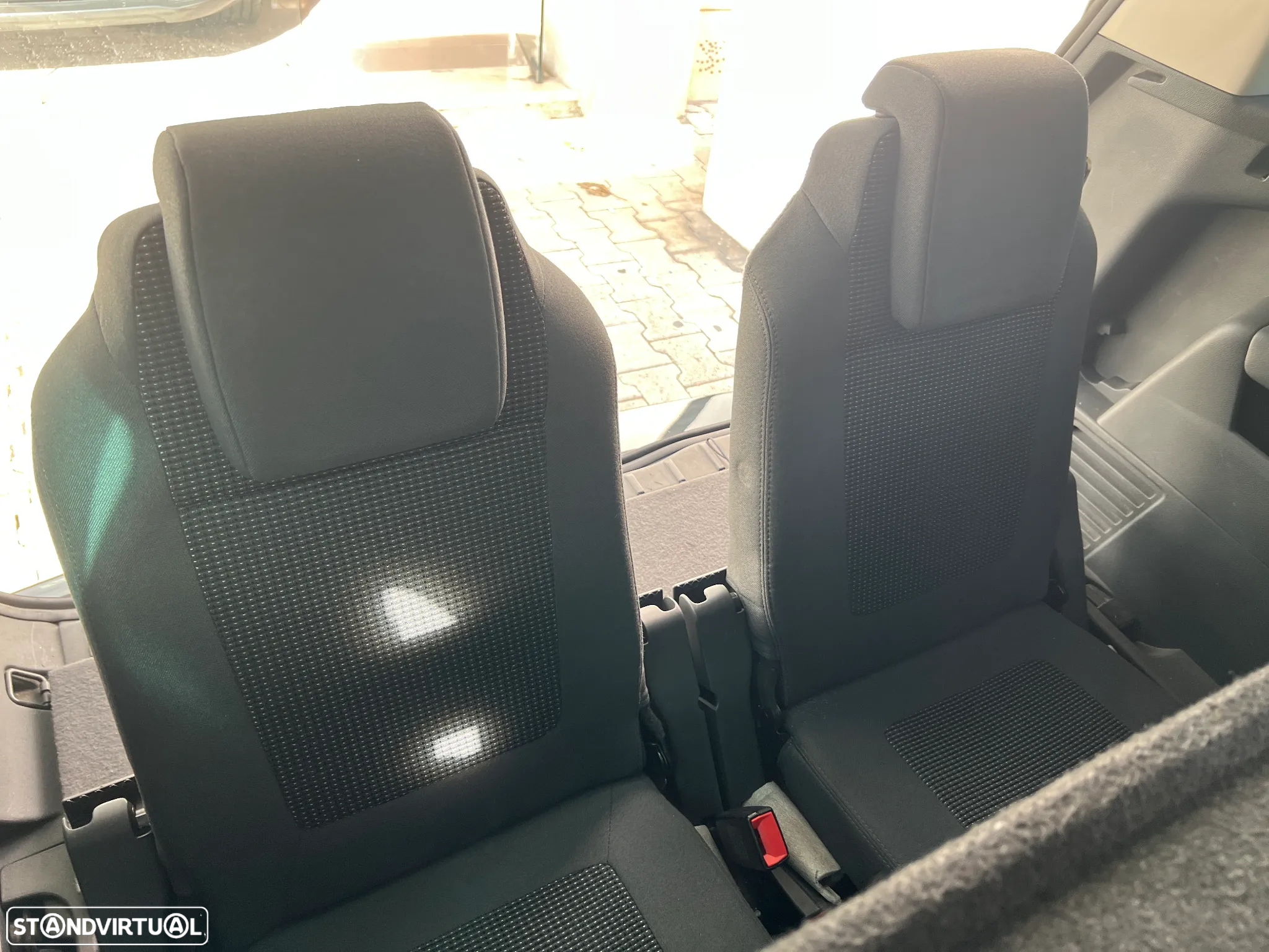Peugeot 5008 1.6 E-HDi 7L Allure 2-Tronic - 14