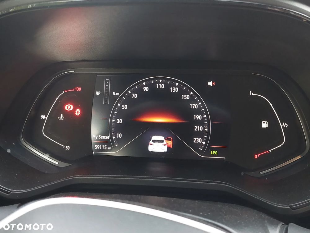 Renault Clio - 8