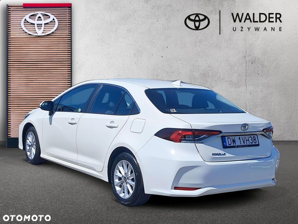 Toyota Corolla - 3