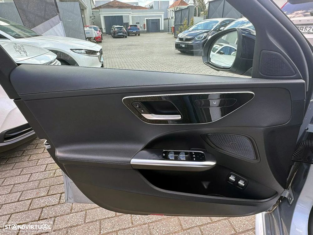 Mercedes-Benz C 300 e AMG Line - 7