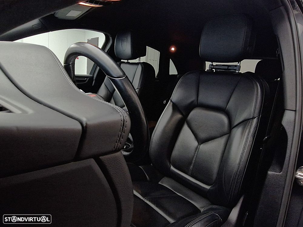 Porsche Macan Standard - 16