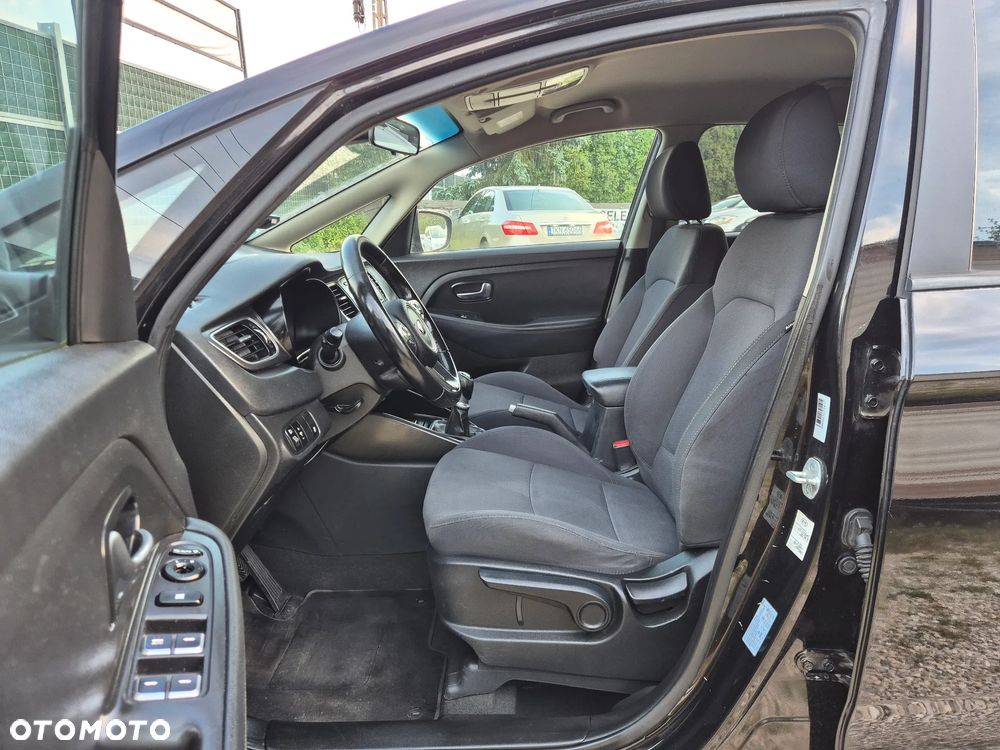 Kia Carens 1.7 CRDi 115 Dream-Team Edition - 6