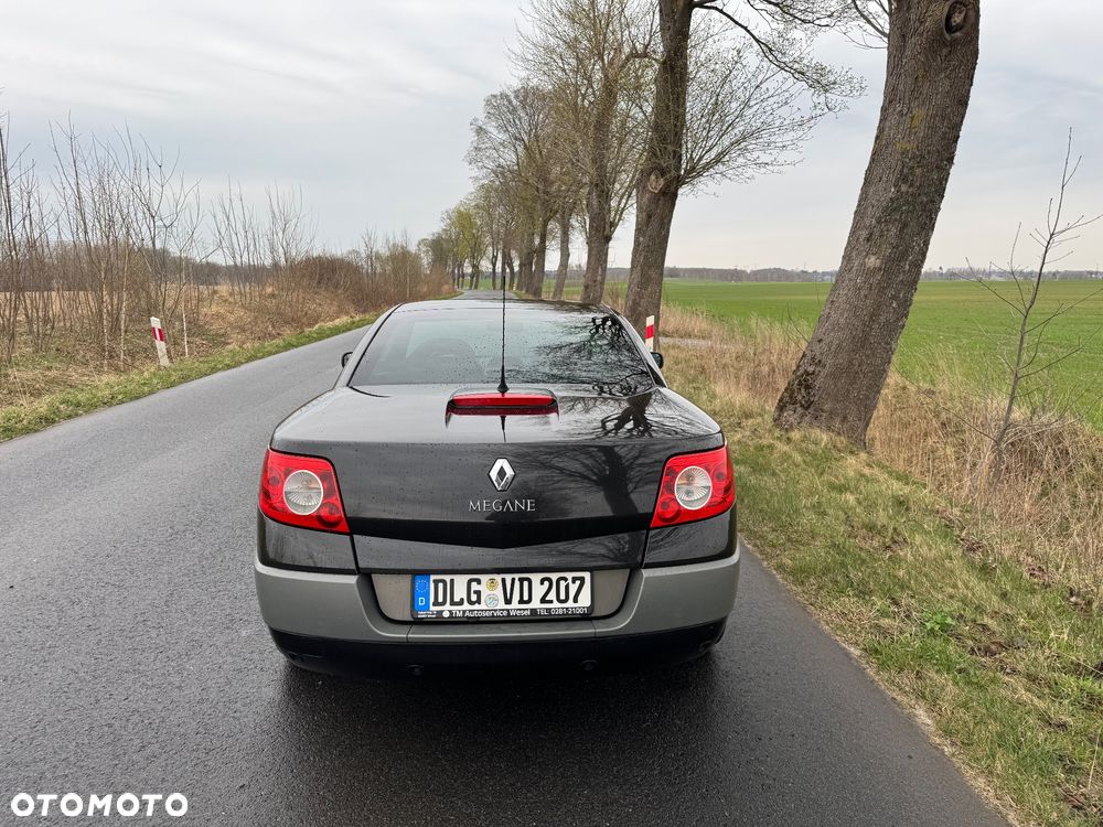 Renault Megane 1.9 dCi FAP Avantage - 11