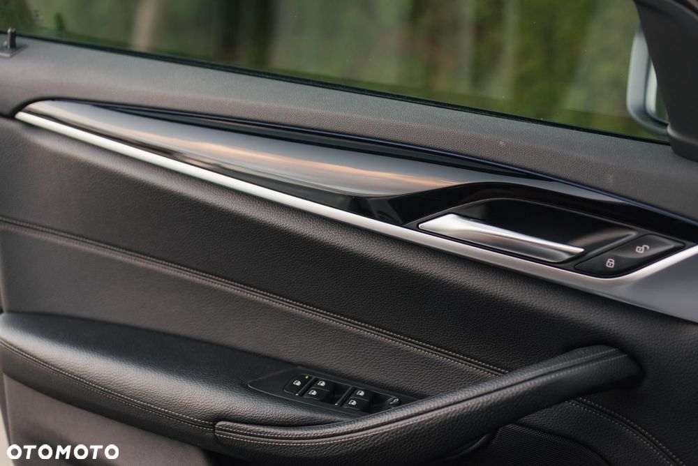 BMW Seria 5 520d - 31
