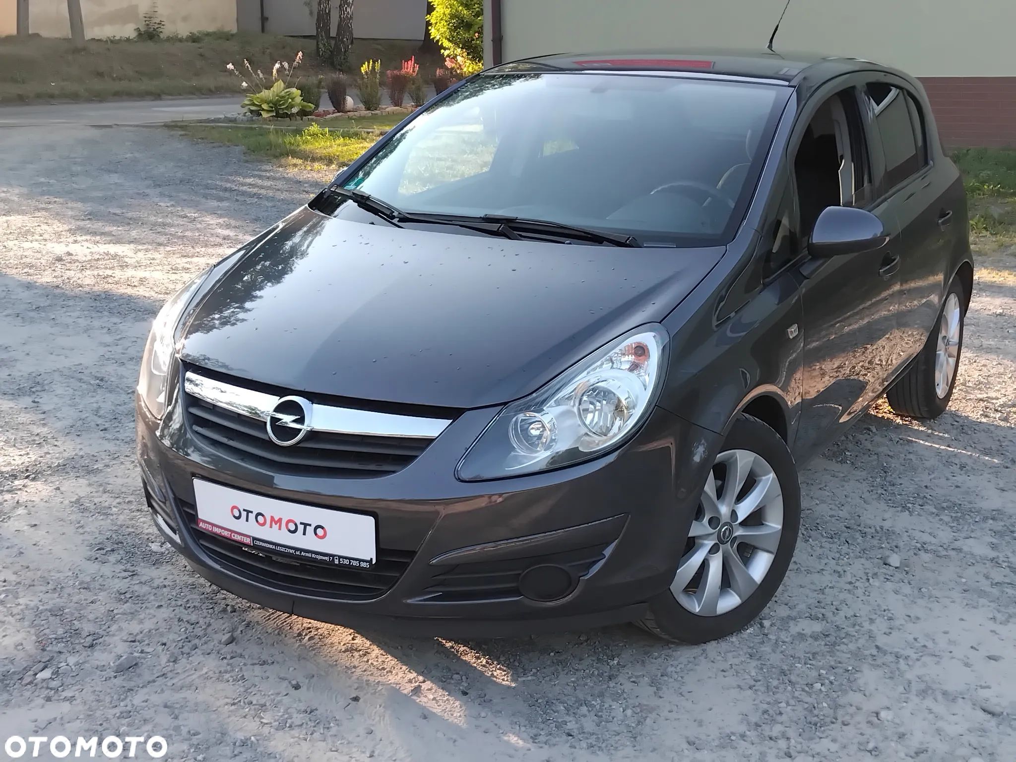 Opel Corsa 1.4 Color Edition - 1