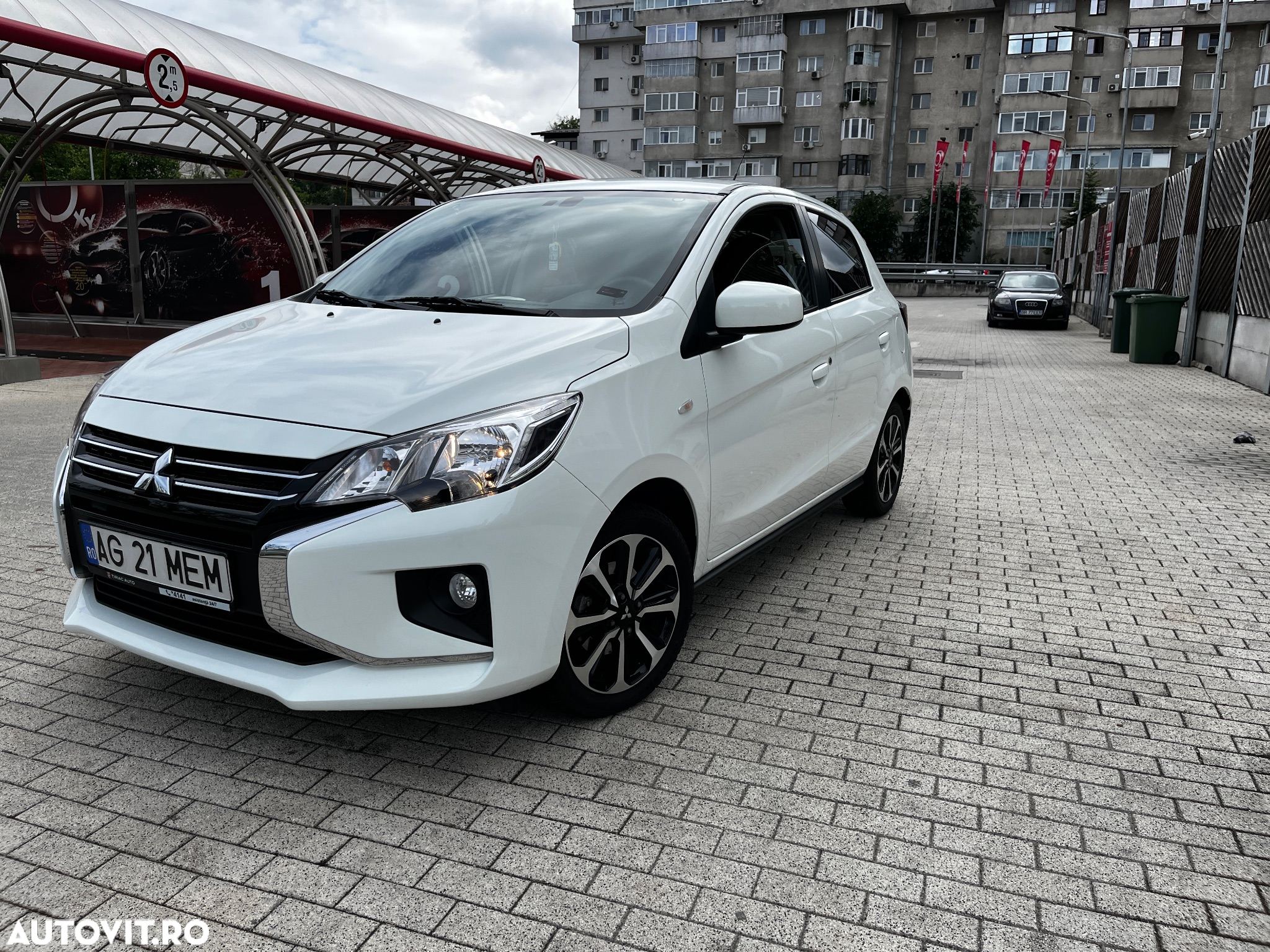 Mitsubishi Space Star 1.2 2WD MT Inform - 9