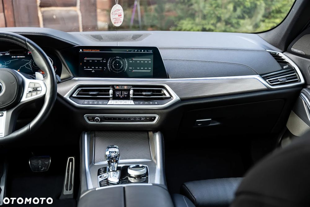 BMW X6 M50i - 38