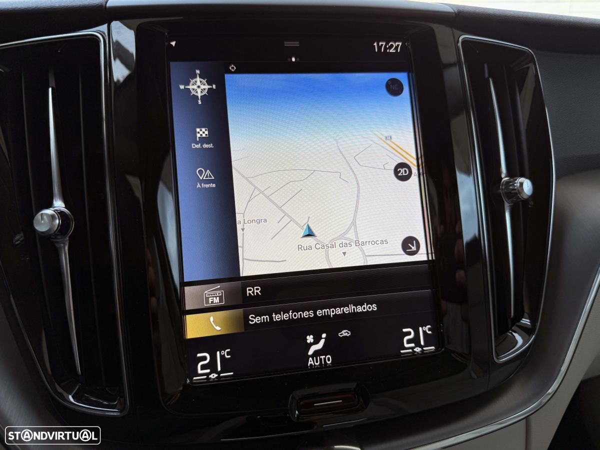 Volvo XC 60 2.0 D4 Momentum Plus Geartronic - 43