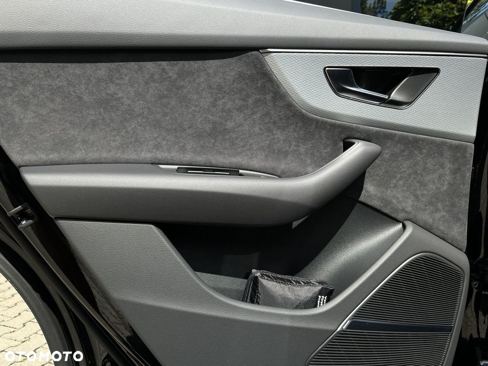 Audi SQ8 - 21