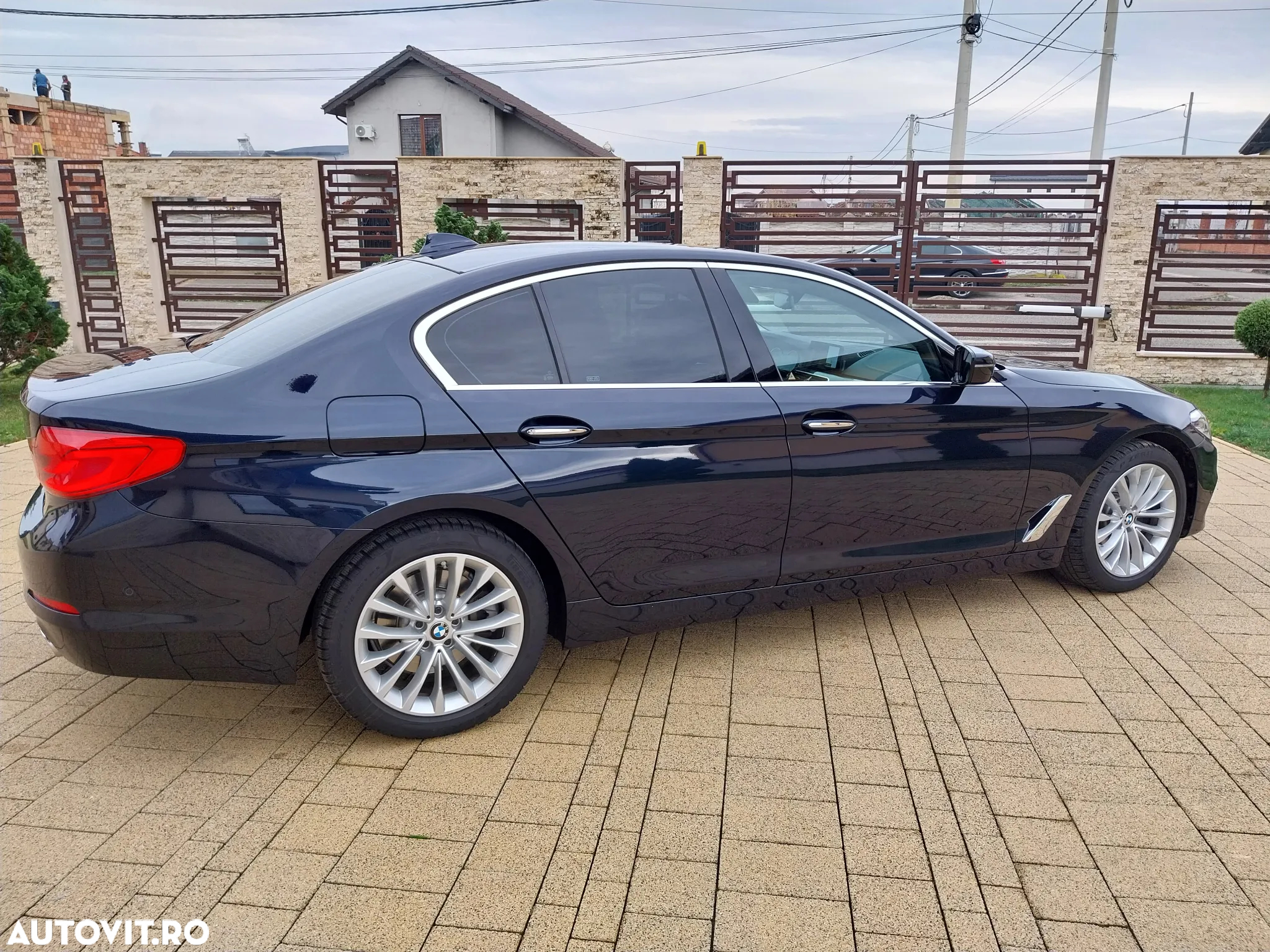 BMW Seria 5 520d AT - 12