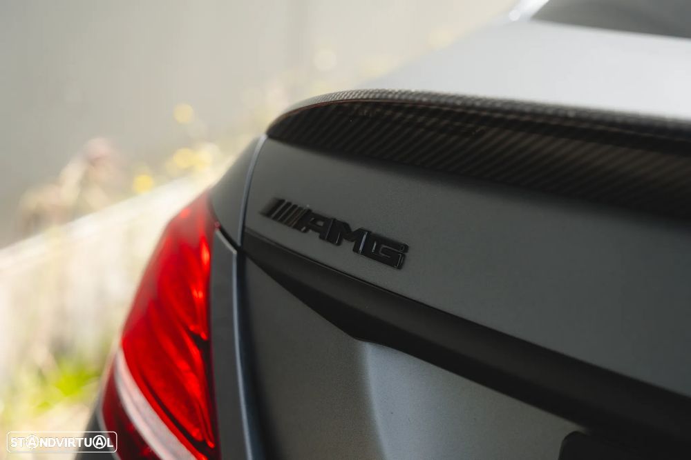 Mercedes-Benz E 63 AMG S 4-Matic+ - 24