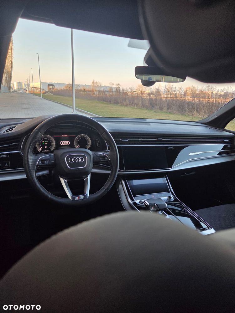Audi Q7 55 TFSI e Quattro Tiptronic - 8