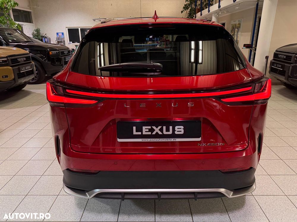 Lexus Seria NX 450h+ E-FOUR F SPORT - 12