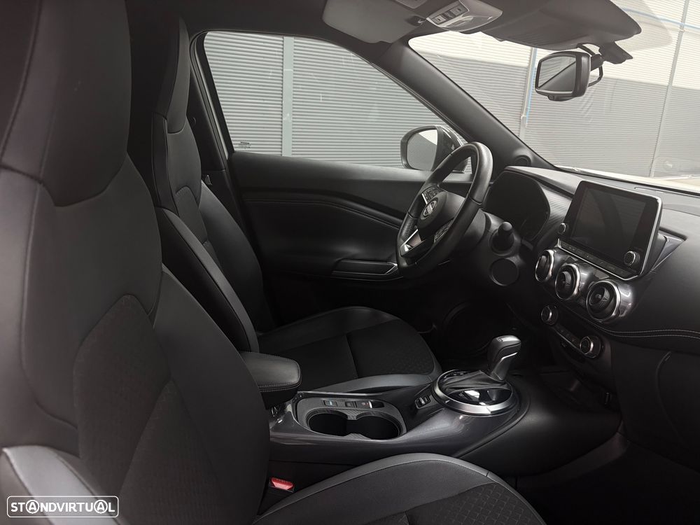 Nissan Juke 1.6 Hybrid N-Connecta Two Tone - 12