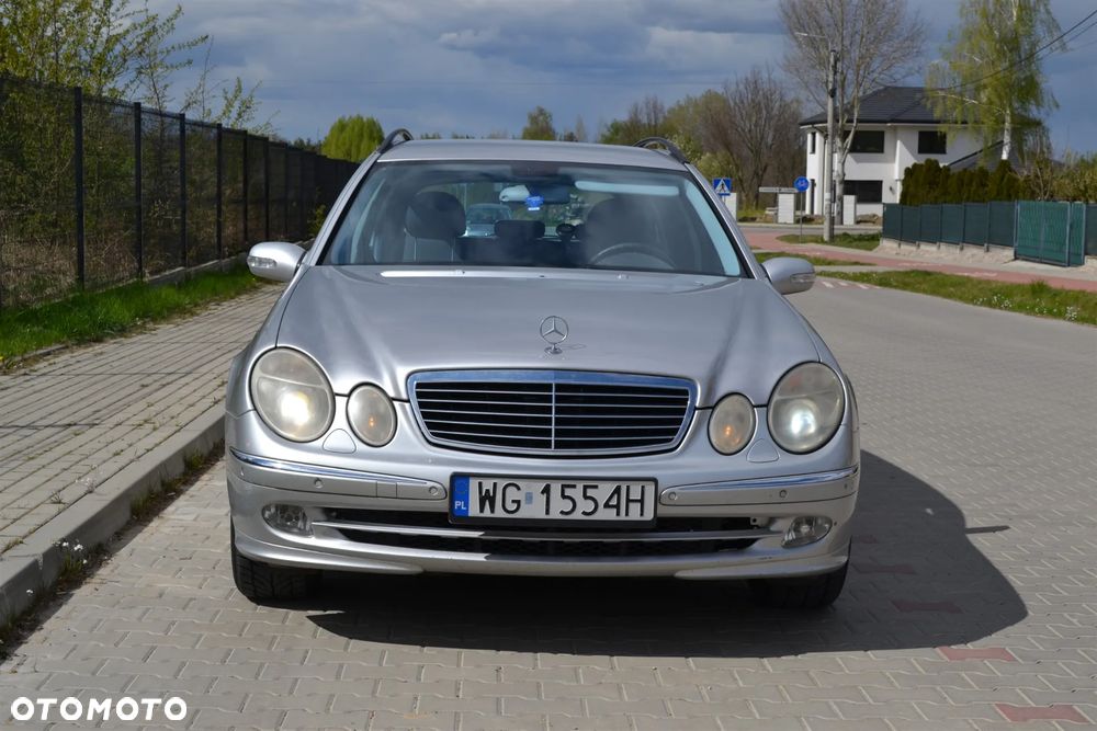 Mercedes-Benz Klasa E 240 4Matic Avantgarde - 2